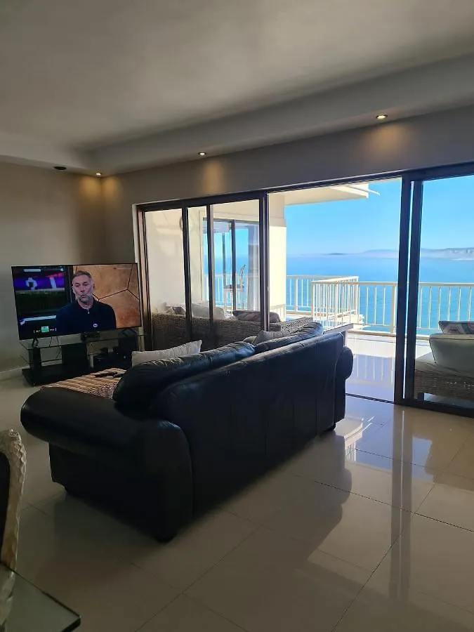 Bikini Beach Manor Apartment Gordons Bay