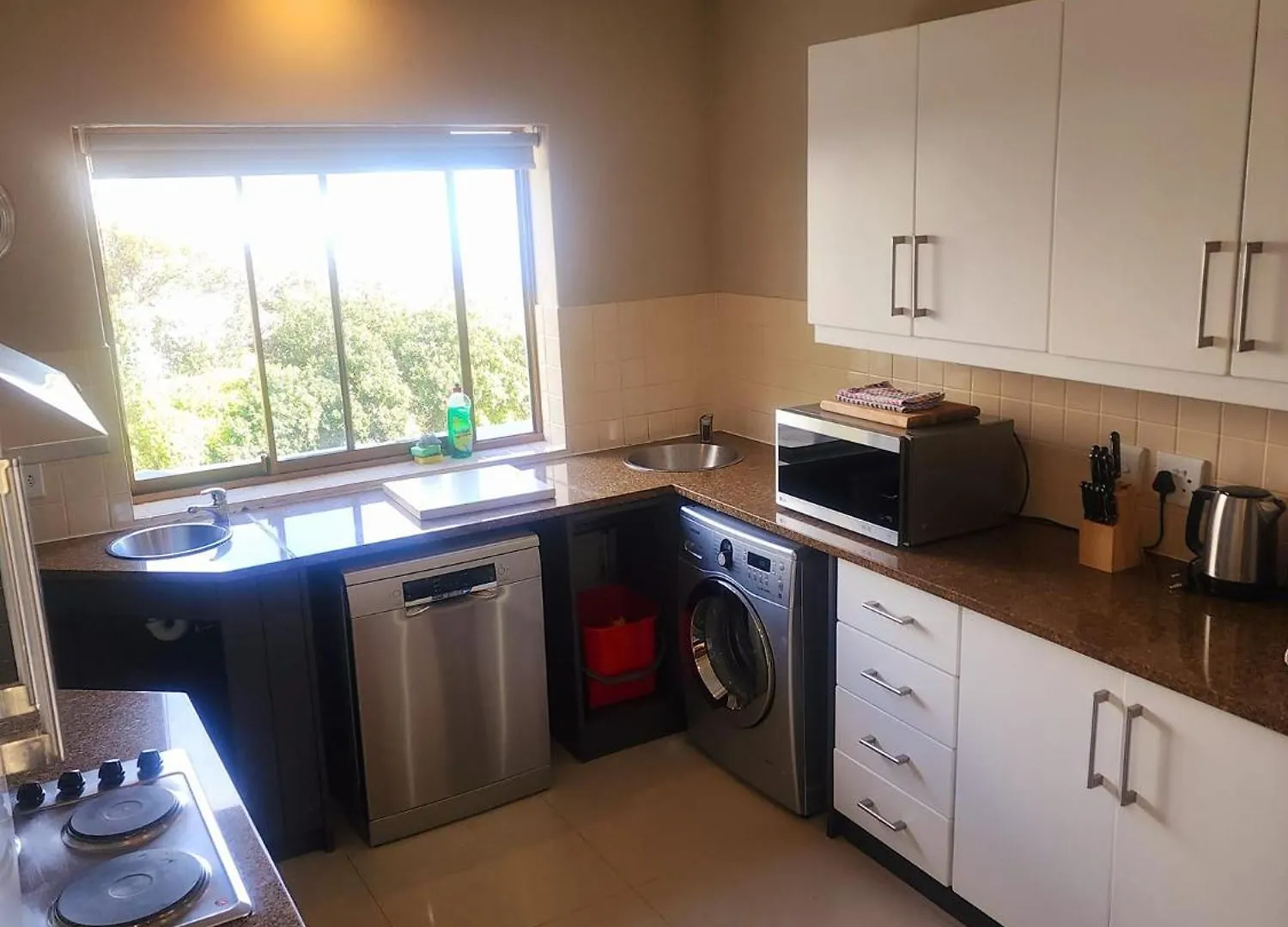 Bikini Beach Manor Apartment Gordons Bay