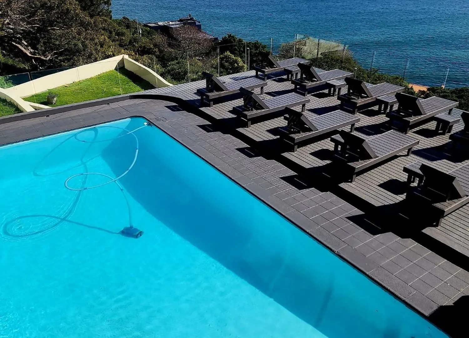 Bikini Beach Manor Apartment Gordons Bay