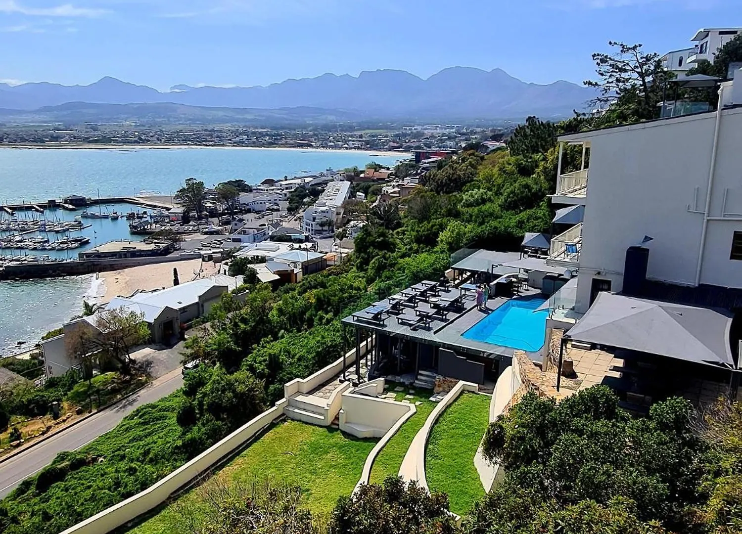 Bikini Beach Manor Apartment Gordons Bay