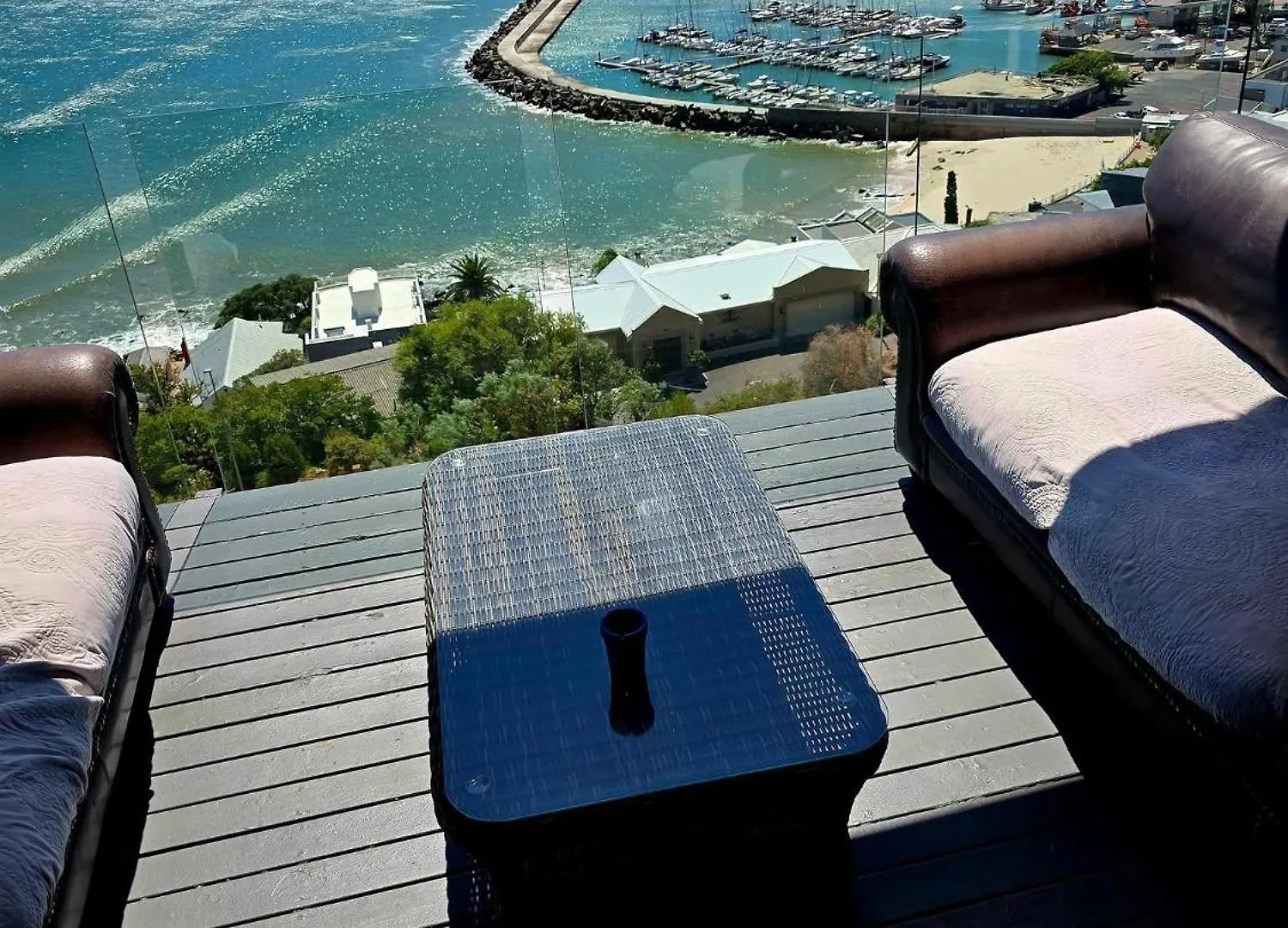 Bikini Beach Manor Apartment Gordons Bay